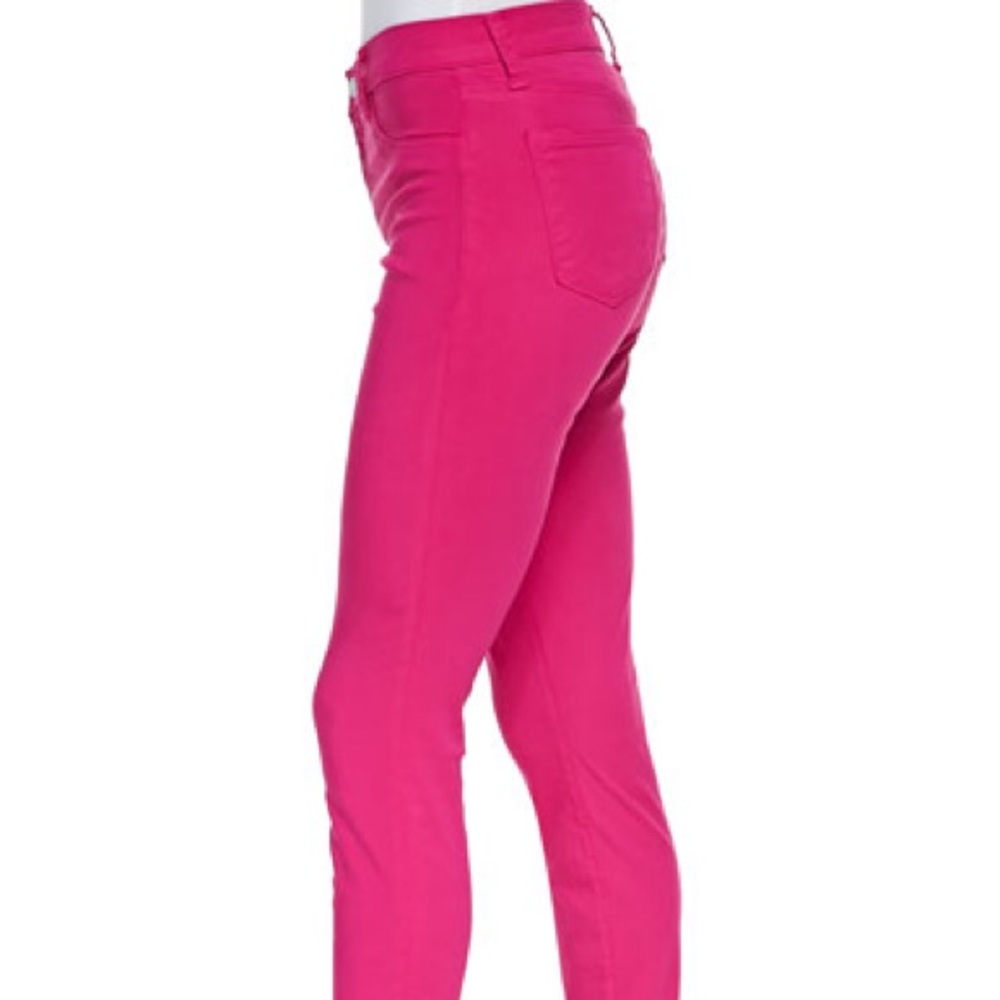 J Brand Super Skinny Jeans MUST GO